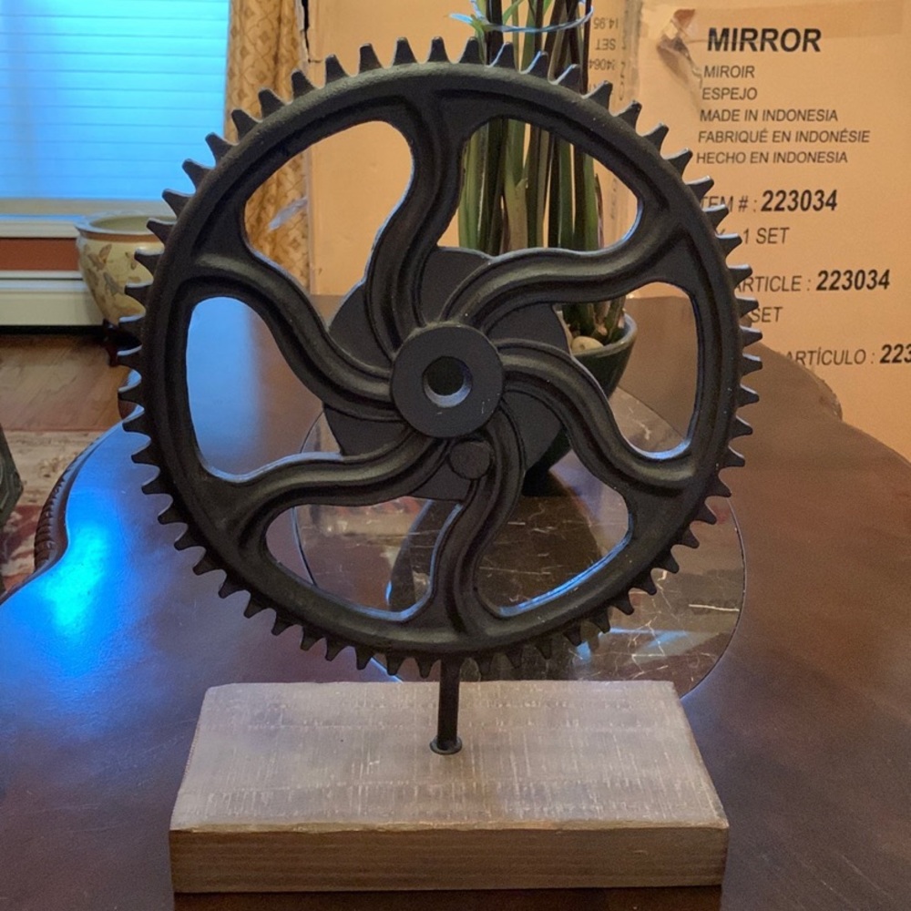 Industrial steampunk metal gear decorative art piece